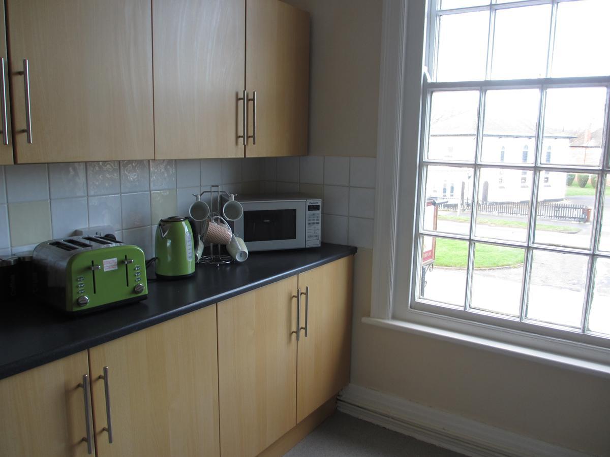 Fiveways Hotel Kingston upon Hull Bagian luar foto