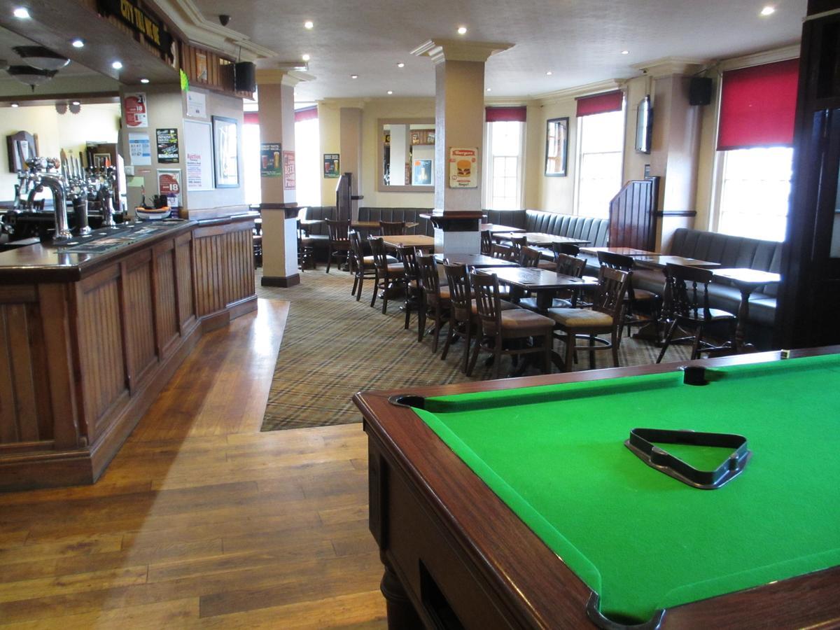 Fiveways Hotel Kingston upon Hull Bagian luar foto